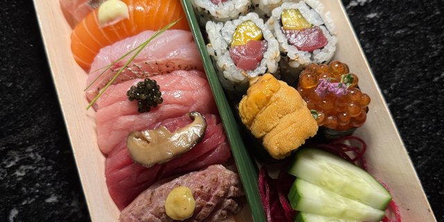 Takaramono Signature Omakase Box