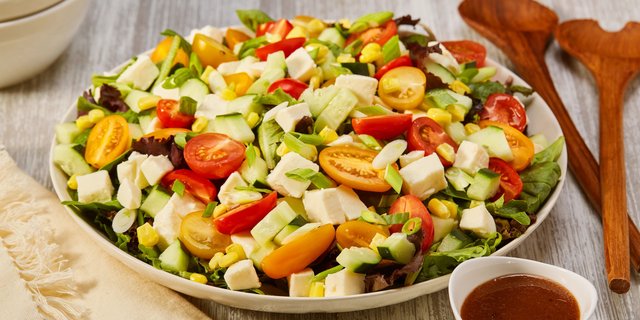 Heirloom Tomato Caprese Salad