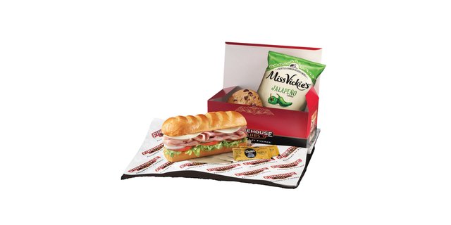 Deluxe Lieutenant Box Lunch