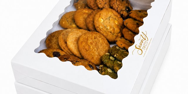 The Crowd Pleaser Box