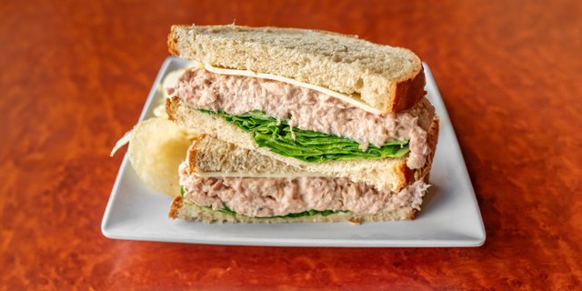 Tuna Sandwich