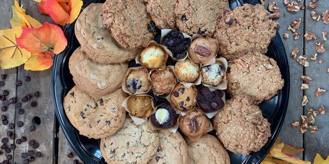 Dessert Tray - Cookies & Mini Muffins