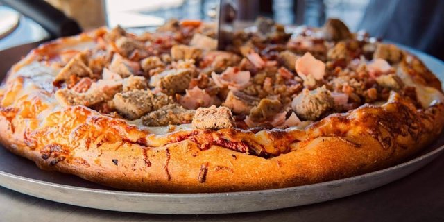 The Meats Pizza