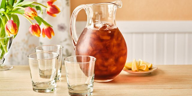 Gallon Fresh-Brewed Unsweet Tea