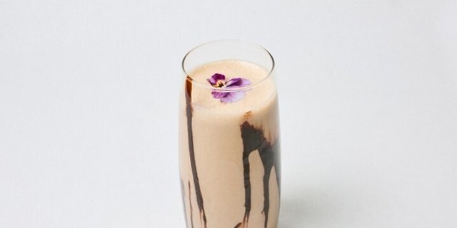 Peanut Butter Cup Smoothie