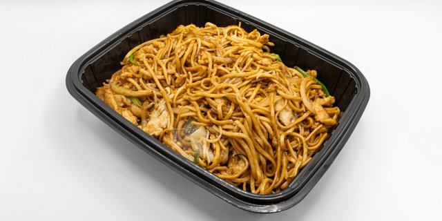 Chicken Lo Mein