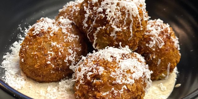Crocchette di Melanzane Tray