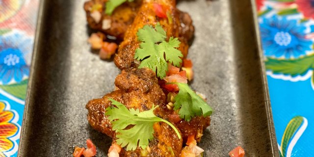 Dozen Chipotle Glazed Chicken Wings