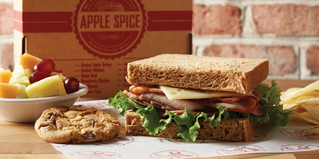 Deluxe Boxed Lunch