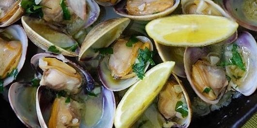 Garlic Butter Sauteed Clams