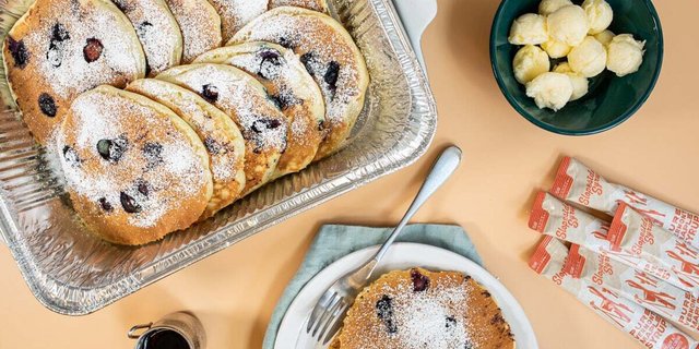 Blueberry Pancake Platter