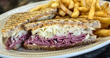 Simple Fare Delicatessen