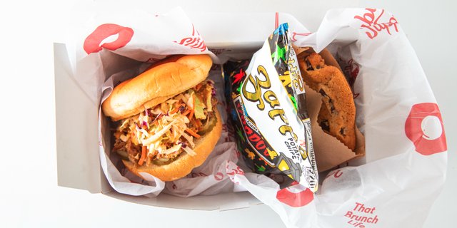 Carolina Gold Cochon Sandwich