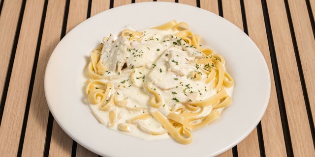 Chicken Alfredo Pasta