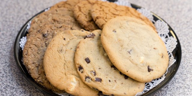 Jumbo Cookies