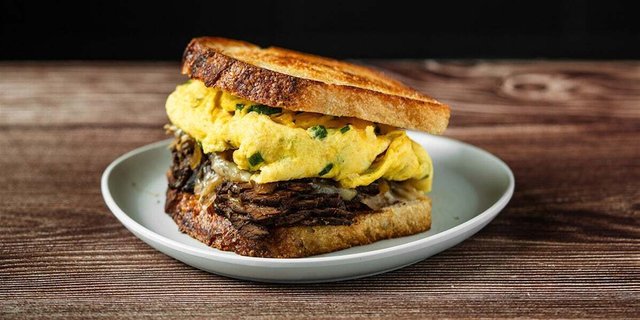 White Mountain Steak & Egg