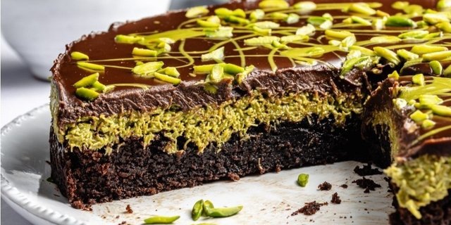 Dubai Cake