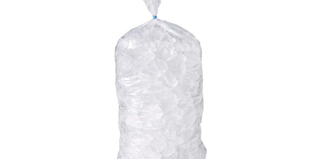 8-Pound Bag of Ice Party Pack