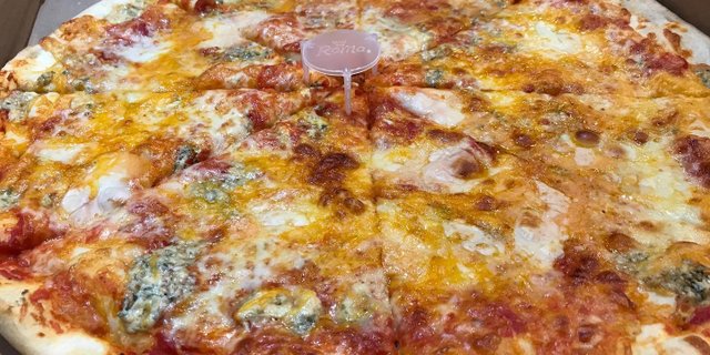 4-Cheese w/ Sauce Pizza