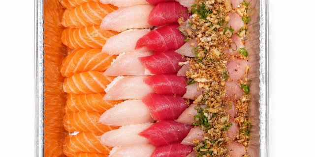 Sushi Deluxe Platter