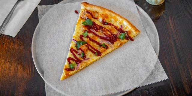 Buffalo Chicken Gluten-Friendly Pizza