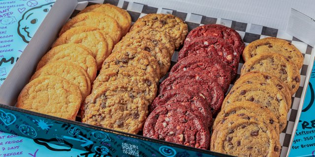 MidnighTreats Catering in Arlington, VA - 4238 Wilson Blvd