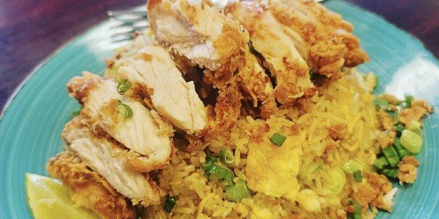 Garlic Fried Chicken Fried Rice