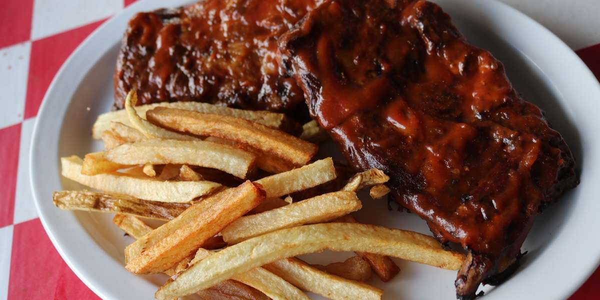 Bubba's Roadhouse & Saloon