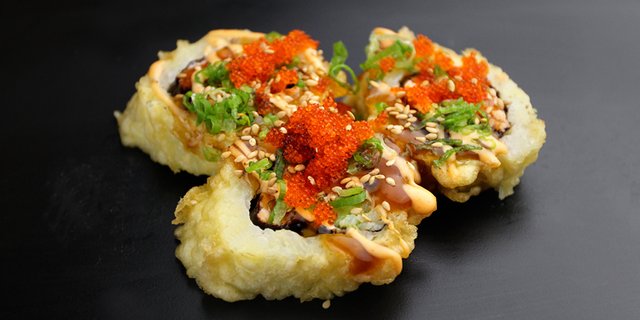 Fried Salmon Roll Tray