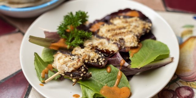 Organic Roasted Dates w/ Goat Cheese & Walnuts