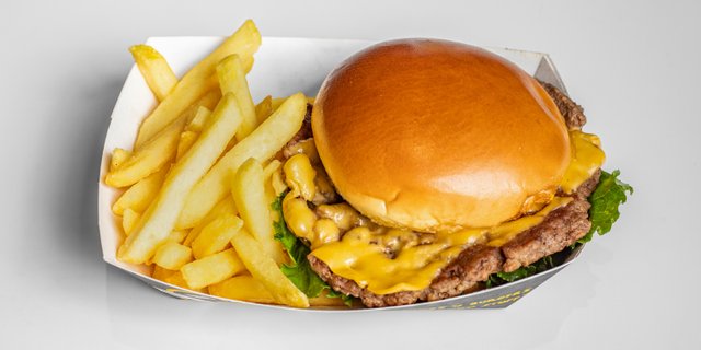 Steak Burger w/ Cheese Combo