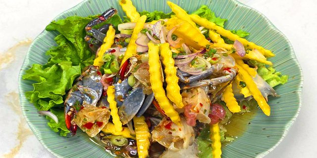 Raw Blue Crab Salad