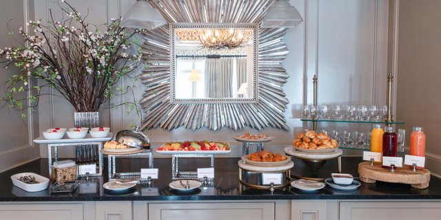 Continental Breakfast