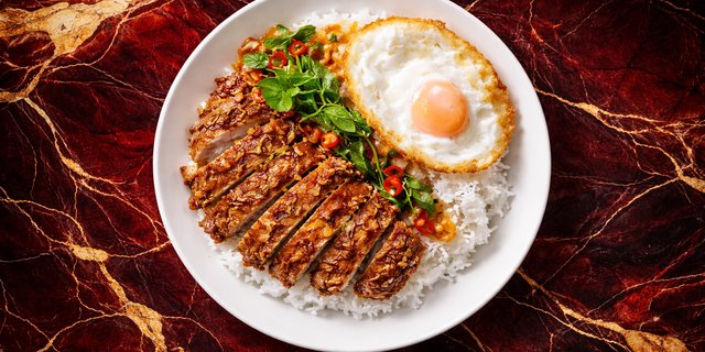 Pad Ka-Prow Crispy Roasted Duck