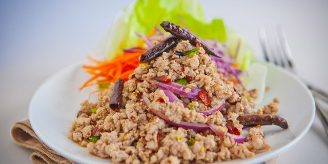 Larb Kai Salad