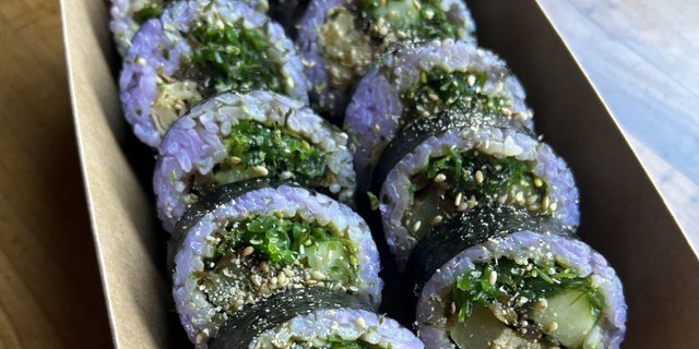 Wakame Veggie Maki