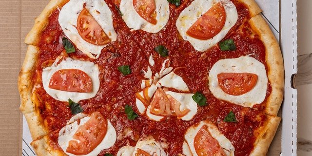 Build-Your-Own-Cheese Pizza