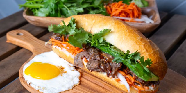 Beef Banh Mi