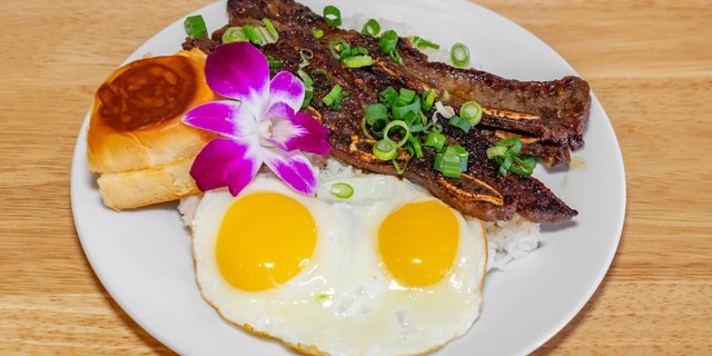 PK's Steak (Kalbi) & Eggs