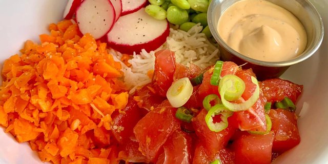 Poke Tuna Rice Bowl