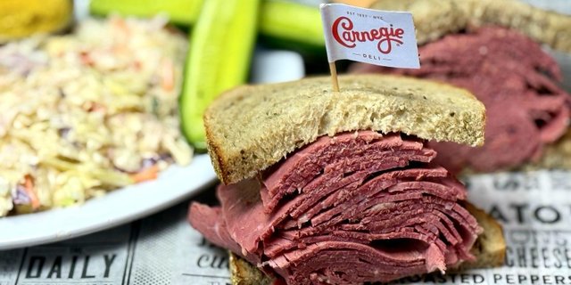 Carnegie Deli Boxed Lunch