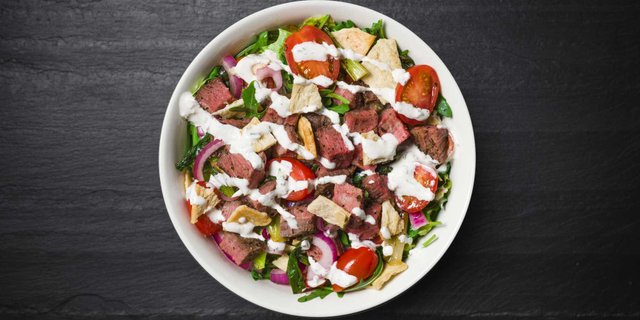 Steakhouse Salad