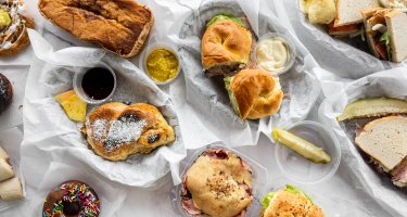 Lipkin's Deli & Bakery