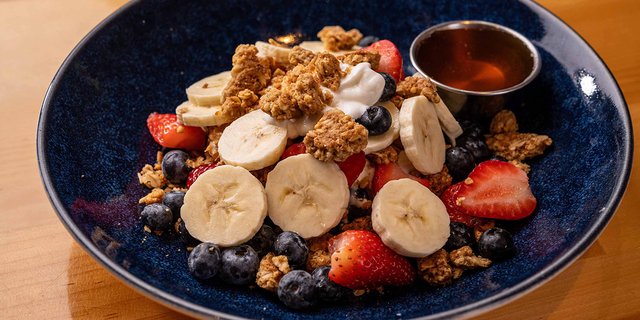 Breakfast Parfait Bowl