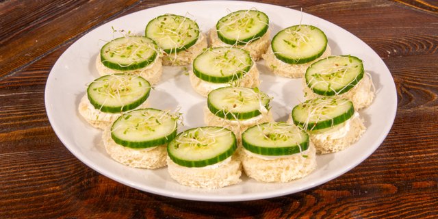 Cucumber & Dill Canapé