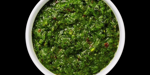 Green S'hug Sauce