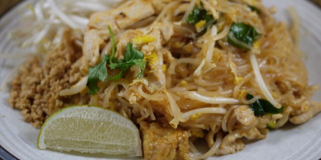 Pad Thai Tray