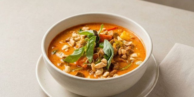 Masaman Curry Party Tray