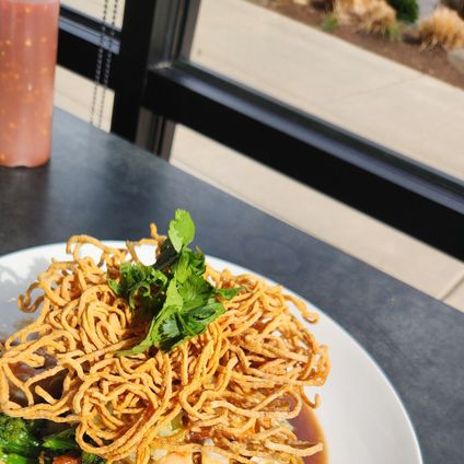 Phucs Crunchy Chow Mein