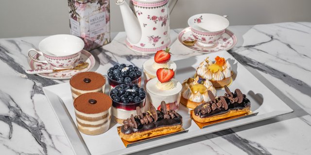 Signature Assorted Dessert